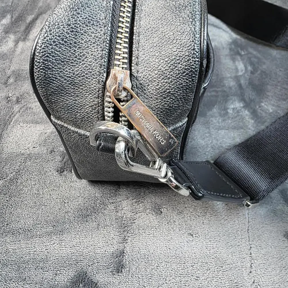 Michael Kors Kenley Black Crossbody